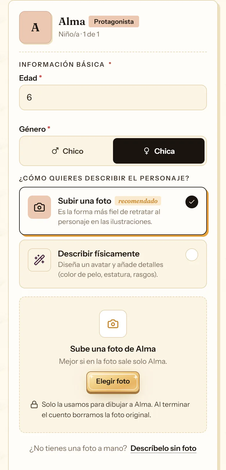 Ficha de un personaje con la opción recomendada Subir una foto y la zona para elegir la foto